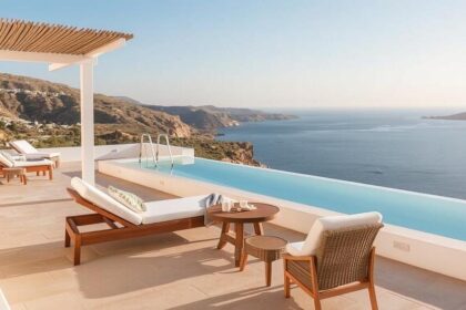 005344f1 6f6c 4fe2 bb9d 8eae45f9 इस सितंबर में माइकोनोस की यात्रा के साथ परिष्कृत भव्यता का अनुभव करें