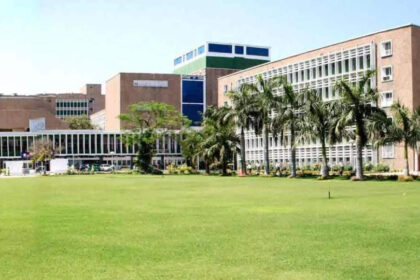 1724570560 photo एनआईआरएफ रैंकिंग 2024 के अनुसार दिल्ली के शीर्ष मेडिकल कॉलेज