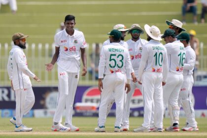 40rmpd7 bangladesh vs pakistan test 625x300 26 August 24 पाकिस्तान बनाम बांग्लादेश दूसरा टेस्ट दिन 2 लाइव अपडेट: मेहदी हसन मिराज के 5 रन लेने के बाद बांग्लादेश की स्थिति स्थिर, पाकिस्तान सस्ते में आउट