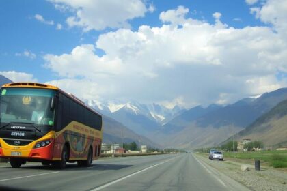 5270a056 0d8f 4f6a 8727 f5706b3c श्रीनगर-उरी बस सेवा से घरेलू पर्यटन में कैसे होगी बढ़ोतरी