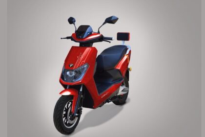 axis evtric motors 1655881328495 110 किलोमीटर रेंज वाली इवट्रिक राइज इलेक्ट्रिक मोटरसाइकिल भारत में लॉन्च: कीमत, विवरण