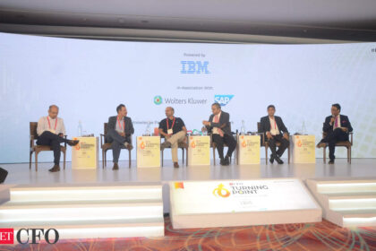 cfos champion agility and innovation for a globalised business future सीएफओ वैश्विक व्यापार के भविष्य के लिए चपलता और नवाचार को बढ़ावा देते हैं, ईटीसीएफओ