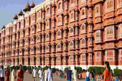 e5ebdc5e 6a0f 4775 9948 685ff0c0 भारत का साहसिक कदम: नई पर्यटन रणनीति ने देश को वैश्विक पर्यटन प्रभुत्व के शिखर पर पहुंचा दिया