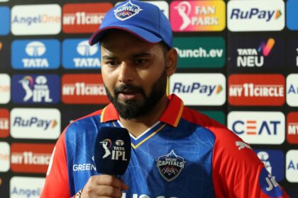 hvdj98j rishabh pant bcci 625x300 11 May 24 फैन ने ऋषभ पंत से अपनी इंजीनियरिंग की डिग्री के लिए पैसे मांगे, जानिए उनका जवाब