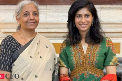 india needs 148 million more jobs by 2030 imfs gita gopinath भारत को 2030 तक 148 मिलियन अधिक नौकरियों की आवश्यकता होगी: आईएमएफ की गीता गोपीनाथ, ईटीसीएफओ