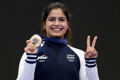 o6ejiboo manu bhaker afp 625x300 02 August 24 "माता-पिता अधिक लचीले होंगे": मनु भाकर ने ऐतिहासिक ओलंपिक पदकों पर कहा