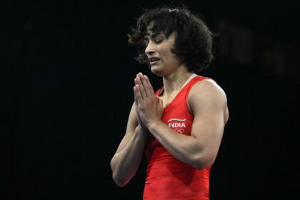 q3lks15 vinesh phogat afp 625x300 08 August 24 CAS ने विनेश फोगट की अपील खारिज करने के कारण बताए, कहा "कोई सहिष्णुता नहीं.."