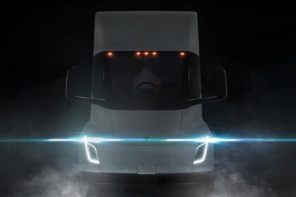 tesla semi twitter 1669957409295 टेस्ला सेमी ट्रक 3 साल की देरी के बाद पेप्सिको को डिलीवर किया गया, एलन मस्क कीमत और उपलब्धता पर चुप