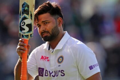 v2kdqi38 rishabh pant afp 625x300 16 August 24 "क्या ऋषभ पंत टेस्ट कप्तानी के लिए भी उम्मीदवार नहीं हैं?": पूर्व भारतीय स्टार ने बीसीसीआई के कदम पर सवाल उठाए