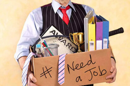 1725446589 photo उच्च शिक्षित भारतीय कम वेतन वाली सरकारी नौकरियों को क्यों चुन रहे हैं?