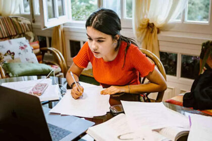 1725551782 photo एसएससी सीजीएल 2024 परीक्षा 9 सितंबर से शुरू: क्वांटिटेटिव एप्टीट्यूड सेक्शन में रिवाइज करने के लिए महत्वपूर्ण विषय