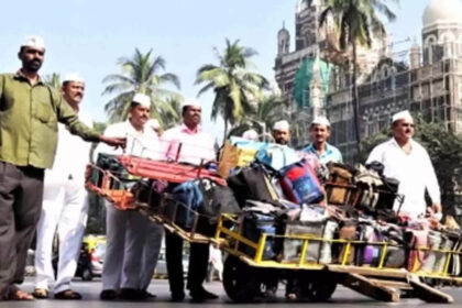 1725949945 photo मुंबई के प्रतिष्ठित 'डब्बावाला' केरल कक्षा 9 के अंग्रेजी पाठ्यक्रम में एक नए प्रेरक अध्याय के साथ शामिल हुए