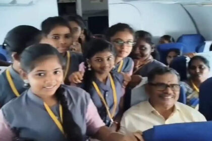 1726106338 photo मध्य प्रदेश के स्कूल में कृमिनाशक दवा खाने से 25 से अधिक छात्राएं बीमार