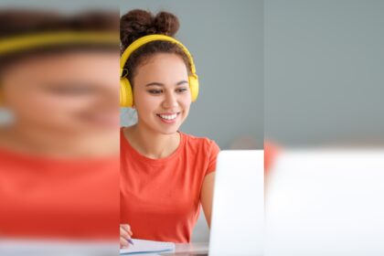 1726528742 photo 2024 में वैश्विक कार्यबल में सफल होने के लिए भारतीय छात्रों के लिए शीर्ष 10 आवश्यक कौशल