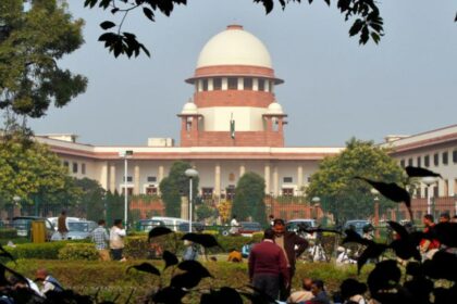 1726834007 photo AIBE XIX: सुप्रीम कोर्ट ने सभी अंतिम वर्ष के छात्रों को अखिल भारतीय बार परीक्षा में बैठने की अनुमति दी