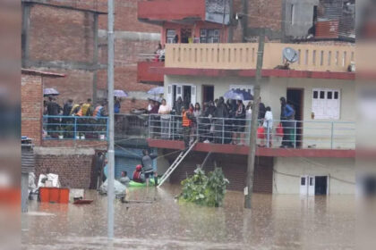 1727594343 photo नेपाल में बारिश से उत्पन्न संकट के कारण स्कूल बंद, परीक्षाएं मंगलवार तक स्थगित