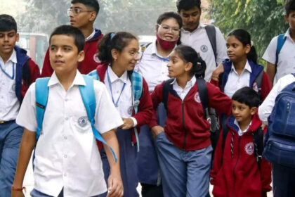 1727598205 photo केरल ने 800,000 पब्लिक स्कूल छात्रों की सहायता के लिए 'प्रवेश की कुंजी' पहल शुरू की