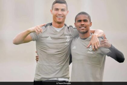7h93hnp8 douglas costa cristiano ronaldo 625x300 05 September 24 ब्राजील के फुटबॉलर डगलस कोस्टा, जो कभी क्रिस्टियानो रोनाल्डो के साथी थे, ओनलीफैंस से जुड़े