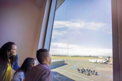 Air New Zealand एयर न्यूज़ीलैंड पाँच लाख कीवी लोगों को एओटेरोआ ले जाएगा