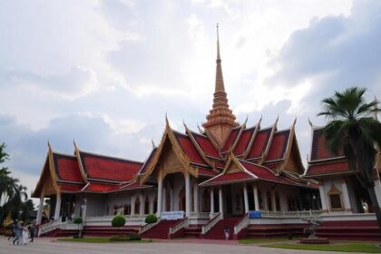 Phra Nakhon Si Ayutthaya थाईलैंड ने अमेरिकी महाद्वीपों के लिए वीज़ा मुक्त यात्रा समाप्त की: अब अमेरिका, ब्राजील, कनाडा, डोमिनिका और अन्य देशों के लिए ETA आवश्यक है