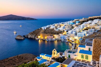 Syros and Mykonos ग्रीस के सिरोस और मायकोनोस में बड़े पैमाने पर पर्यटन को लेकर संकट