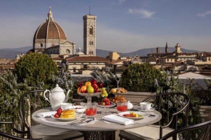 Tivoli Palazzo Gaddi Firenze Hotel टिवोली पलाज़ो गद्दी फ़िरेंजे होटल ने फ़्लोरेंस के हृदय में अपनी 16वीं शताब्दी की शानदार पुनर्स्थापना का अनावरण किया, जो अब मेहमानों के लिए खुला है