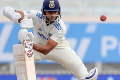 d7af2114 yashasvi jaiswal 640x480 11 June 24 भारत बनाम बांग्लादेश: जसप्रीत बुमराह ने संघर्ष कर रहे यशस्वी जायसवाल को 'मजे के लिए' आउट किया, विराट कोहली ने युवा खिलाड़ी की मदद की