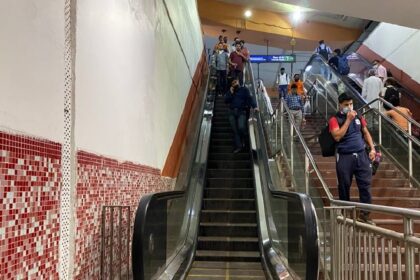 delhi metro fb 1634626514405 दिल्ली मेट्रो ने येलो लाइन मेट्रो स्टेशनों पर मुफ्त वाई-फाई सेवा शुरू की: कैसे करें उपयोग