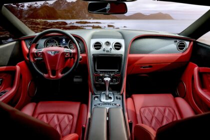 driverless cars pixabay 1650542264072 ब्रिटेन में मोटर चालकों को स्व-चालित कारों में टीवी देखने की अनुमति दी जाएगी