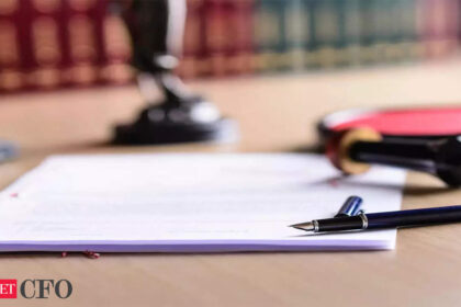 icai council divided on way forward over sa 600 revision former president advocates legal action aga आईसीएआई परिषद एसए 600 संशोधन पर आगे के रास्ते पर विभाजित; पूर्व अध्यक्ष ने एनएफआरए, ईटीसीएफओ के खिलाफ कानूनी कार्रवाई की वकालत की