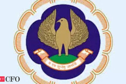 icai launches aqmm 2 0 to elevate audit standards for listed entities banks and insurance firms आईसीएआई ने सूचीबद्ध संस्थाओं, बैंकों और बीमा फर्मों, ईटीसीएफओ के लिए ऑडिट मानकों को बढ़ाने के लिए एक्यूएमएम 2.0 लॉन्च किया