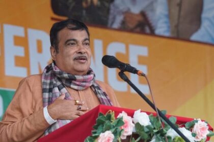 nitin gadgkari twitter 1646464451557 भारत लागत प्रभावी जन तीव्र परिवहन के लिए ईवी प्रौद्योगिकी की तलाश कर रहा है: नितिन गडकरी