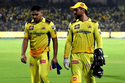 q8chio58 ms dhoni and tushar deshpande bcci 625x300 09 September 24 IPL 2025 के लिए कब जारी होगा BCCI का रिटेंशन नियम? रिपोर्ट में कहा गया...