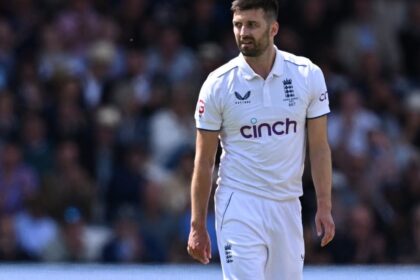 rbr9pc88 mark wood afp 625x300 06 July 23 इंग्लैंड के स्टार मार्क वुड को "अपने बच्चों को परेशान करना बंद करने" के लिए कहा गया। यह है कारण