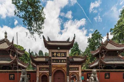 temple 6823939 1280 चीन ने मध्य शरद ऋतु में रिकॉर्ड तोड़ यात्रा विस्फोट के तहत 74 मिलियन ट्रेन यात्राओं की तैयारी शुरू कर दी है