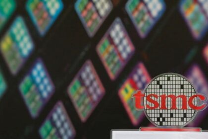 tsmc reuters full 1558698729079 एप्पल-आपूर्तिकर्ता TSMC यूक्रेन पर आक्रमण के बाद रूस पर प्रतिबंध लागू करने में ताइवान के साथ शामिल होने पर सहमत हो गया