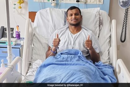 vcamjo98 t natarajan surgery twitter 650x400 27 April 21 कभी ऑस्ट्रेलिया की ऐतिहासिक सीरीज़ जीत का हिस्सा रहे भारतीय स्टार को अब टेस्ट क्रिकेट से दूर रहना पड़ रहा है। जानिए क्यों