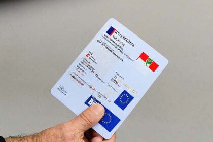 visa 4 राजनीतिक तनाव और तनावपूर्ण संबंधों के बीच यूरोपीय संघ 16 अक्टूबर के चुनावों के बाद जॉर्जिया के लिए वीज़ा मुक्त यात्रा को निलंबित करने पर विचार कर रहा है