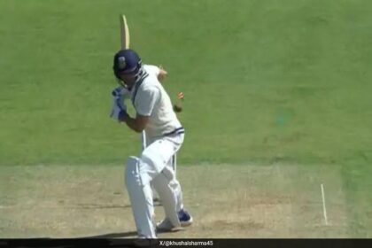 vvu6t9ag shubman gill 625x300 06 September 24 पूर्व RCB स्टार शुभमन गिल के स्टंप टूटने से वे हैरान रह गए। देखें