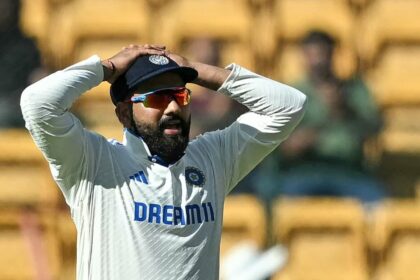 0fno9ps rohit sharma 625x300 17 October 24 "दर्द हो रहा है, मैं पढ़ नहीं सका...": रोहित शर्मा ने न्यूजीलैंड के खिलाफ पहले बल्लेबाजी करने के 'गलत निर्णय' पर चुप्पी तोड़ी