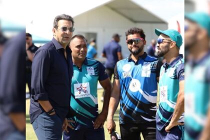 0taic988 suresh raina wasim akram dinesh karthik 625x300 09 October 24 राष्ट्रीय क्रिकेट लीग: सुरेश रैना, प्रज्ञान ओझा ने व्यावहारिक क्रिकेट अनुभव से दक्षिण डलास के छात्रों को प्रेरित किया