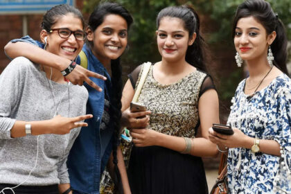 1728593530 photo दिल्ली विश्वविद्यालय ने महत्वाकांक्षी पहल का खुलासा किया: उपग्रहों के प्रक्षेपण से लेकर मुफ्त दोपहर के भोजन की योजना तक