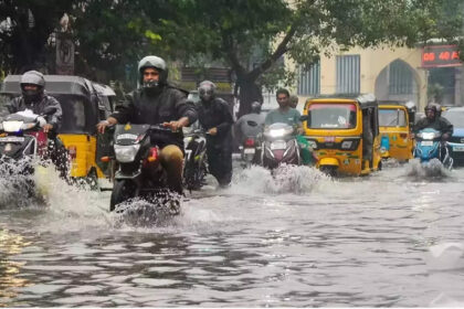 1728899839 photo चेन्नई और आसपास के इलाकों में भारी बारिश की चेतावनी के बीच तमिलनाडु के विभिन्न जिलों के स्कूल कल बंद रहेंगे: आधिकारिक सूचना यहां देखें