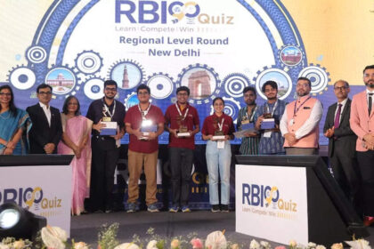 1729105004 photo शहीद सुखदेव कॉलेज ने आरबीआई90क्विज़ का दिल्ली राउंड जीता, जोनल फाइनल में पहुंचा
