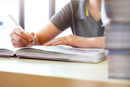 1729157111 photo कर्नाटक बोर्ड परीक्षा: कर्नाटक सरकार ने कक्षा 5, 8, और 9 की बोर्ड परीक्षा रद्द कर दी |