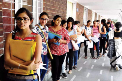 1729704068 photo महाराष्ट्र बालक भाऊ योजना 2024 10,000 रुपये तक मासिक वजीफा प्रदान करेगी: पात्रता की जांच करें, आवेदन कैसे करें और बहुत कुछ