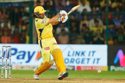 3t37kvcg ms dhoni bcci 625x300 02 October 24 "एमएस धोनी ने स्क्रीन पंच किया...": आरसीबी बनाम सीएसके हैंडशेक फियास्को पर हरभजन सिंह का खुलासा