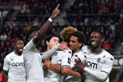 8lvs3g9g team monaco afp 625x300 06 October 24 मोनाको ने रेन्नेस में जीत के साथ लीग 1 में शीर्ष स्थान हासिल किया