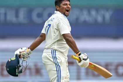 8rptn55g sarfaraz khan 625x300 19 October 24 सरफराज खान "मुंबई स्कूल ऑफ बैटिंग को उंगली दे रहे हैं": न्यूजीलैंड के खिलाफ शतक के बाद सचिन तेंदुलकर के पूर्व साथी की प्रतिक्रिया