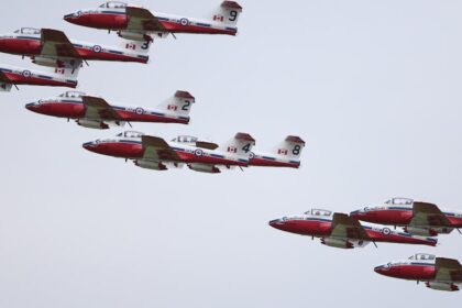 Air Show 1 वैश्विक विमानन उद्योग एयर एक्सपो अबू धाबी 2024 में अत्याधुनिक नवाचारों का प्रदर्शन करने के लिए तैयार है